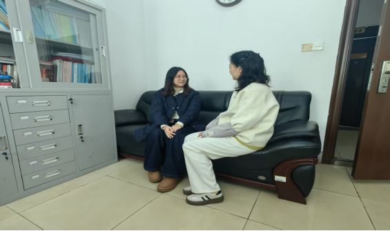 �в����ֽ�̸��̸�����������ʵ��