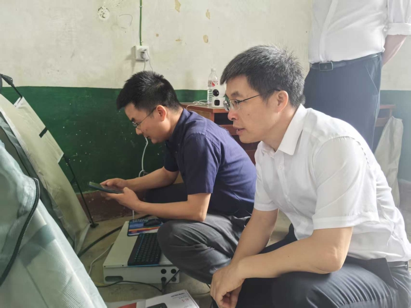 省地震局党组书记、局长韦开波来益阳开展防震减灾工作调研