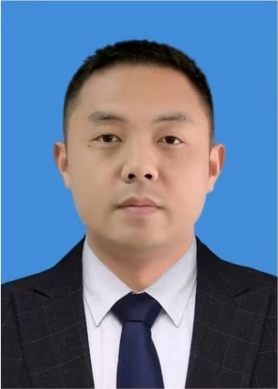 彭蕾