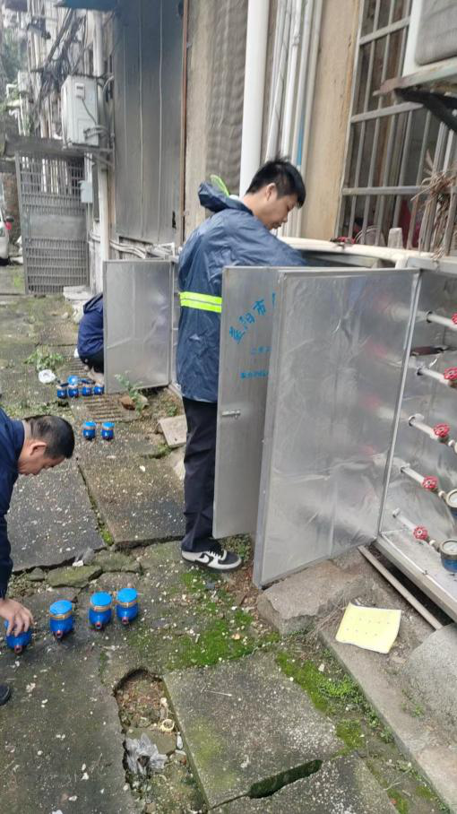 ����ˮ˾�ɹ����2����ֻˮ�������� Ϊ������ˮȨ�汣�ݻ���