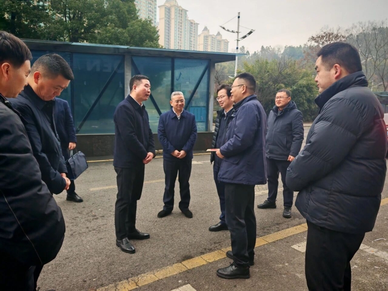 ��Ѵ������ �������վ����ʮ�׵Ĵ��ڼ���