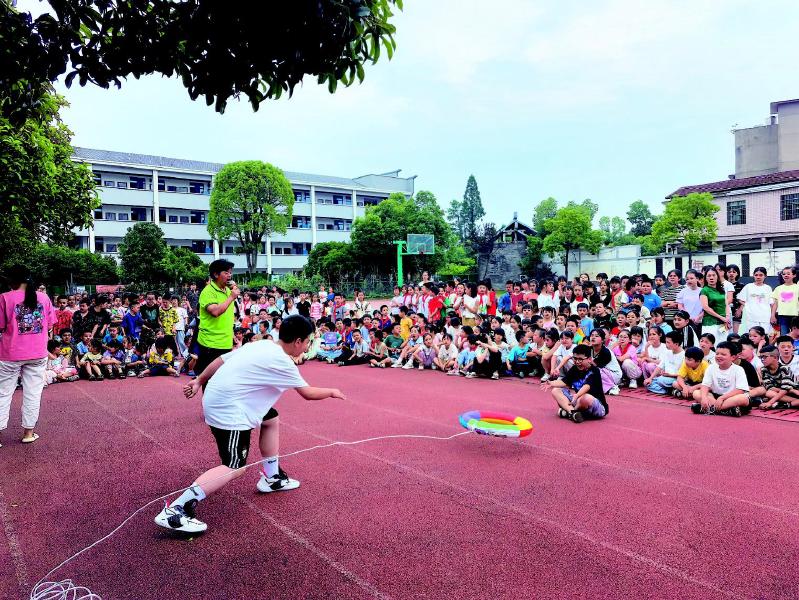 防溺水，学自救！