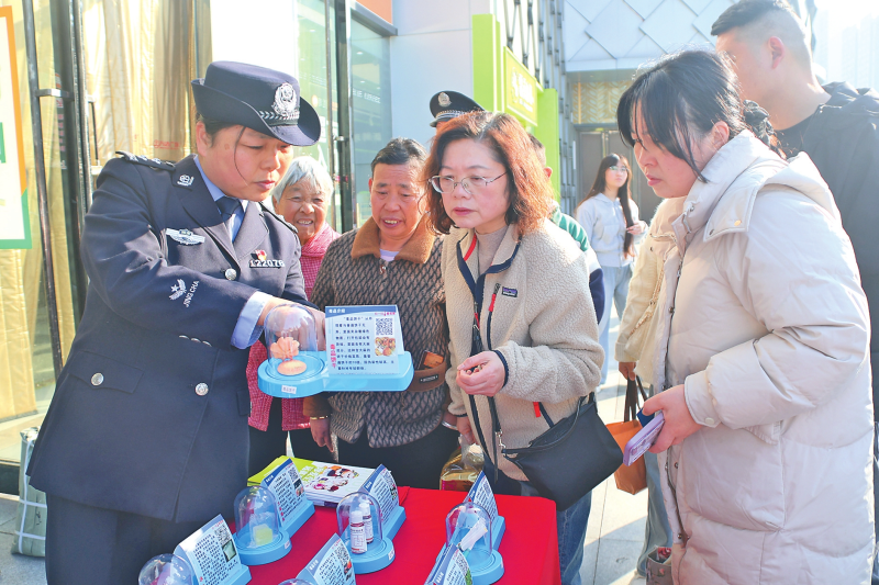 �й����־ٰ조110�����ա�����