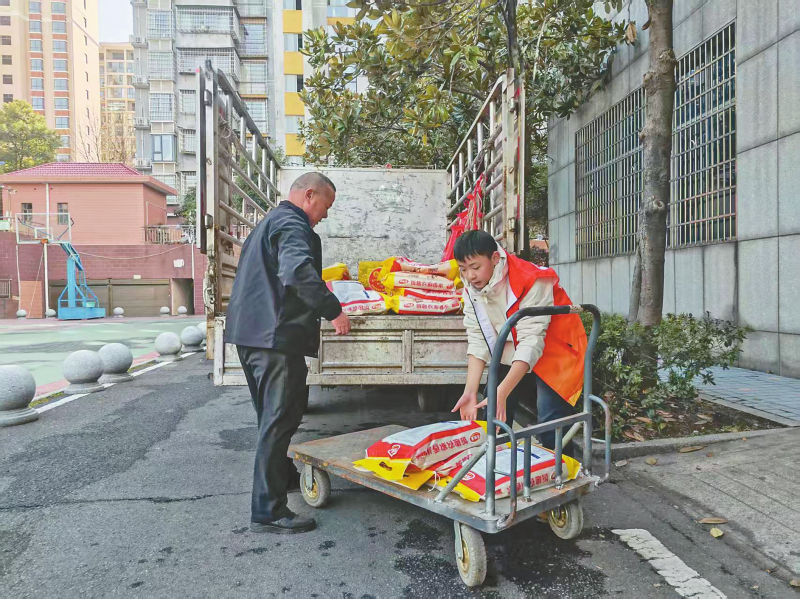 13��Ӿ�������Сʱ����·