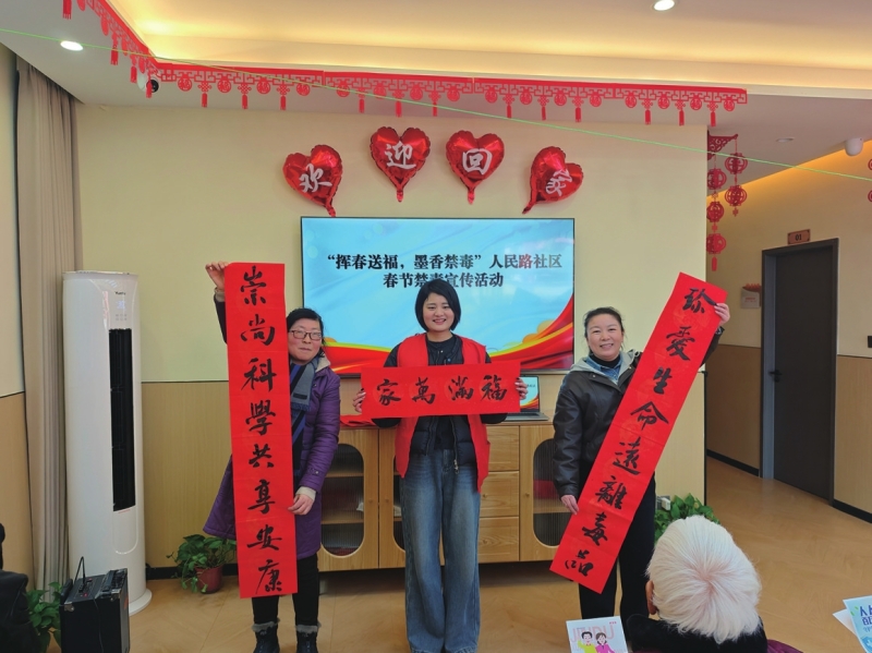 ����д�����͸� ����������������