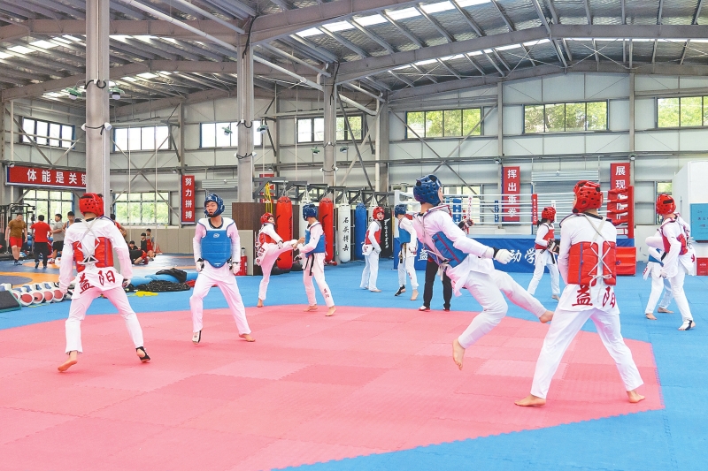 ��ȭ��ѡ�����ڽ��жԿ�ѵ����