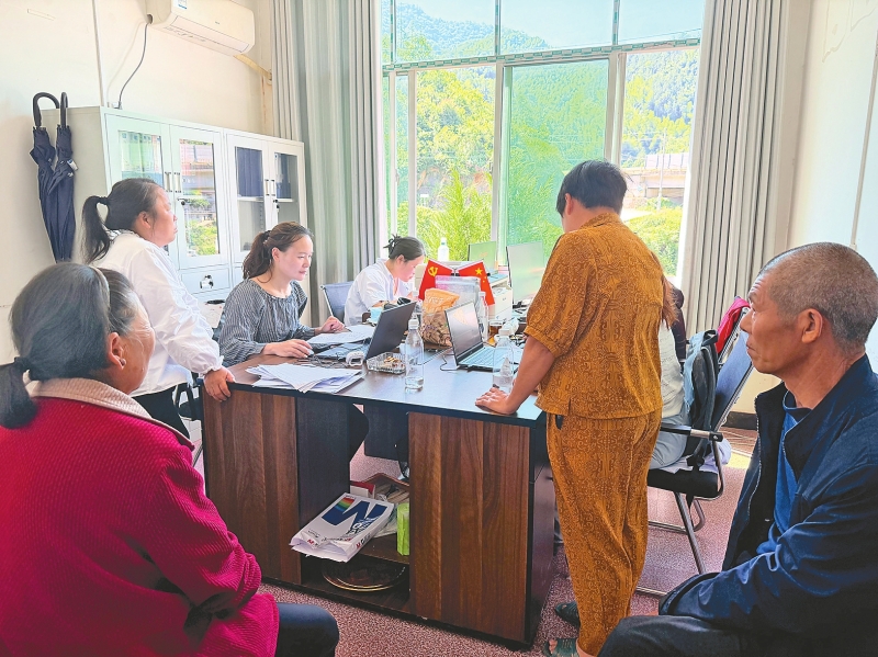 һ���ڰ��¡�����ů����