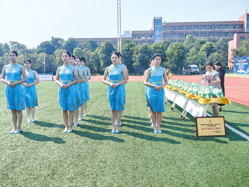 �佱��ʽ������ʼ��������Ա��λ��