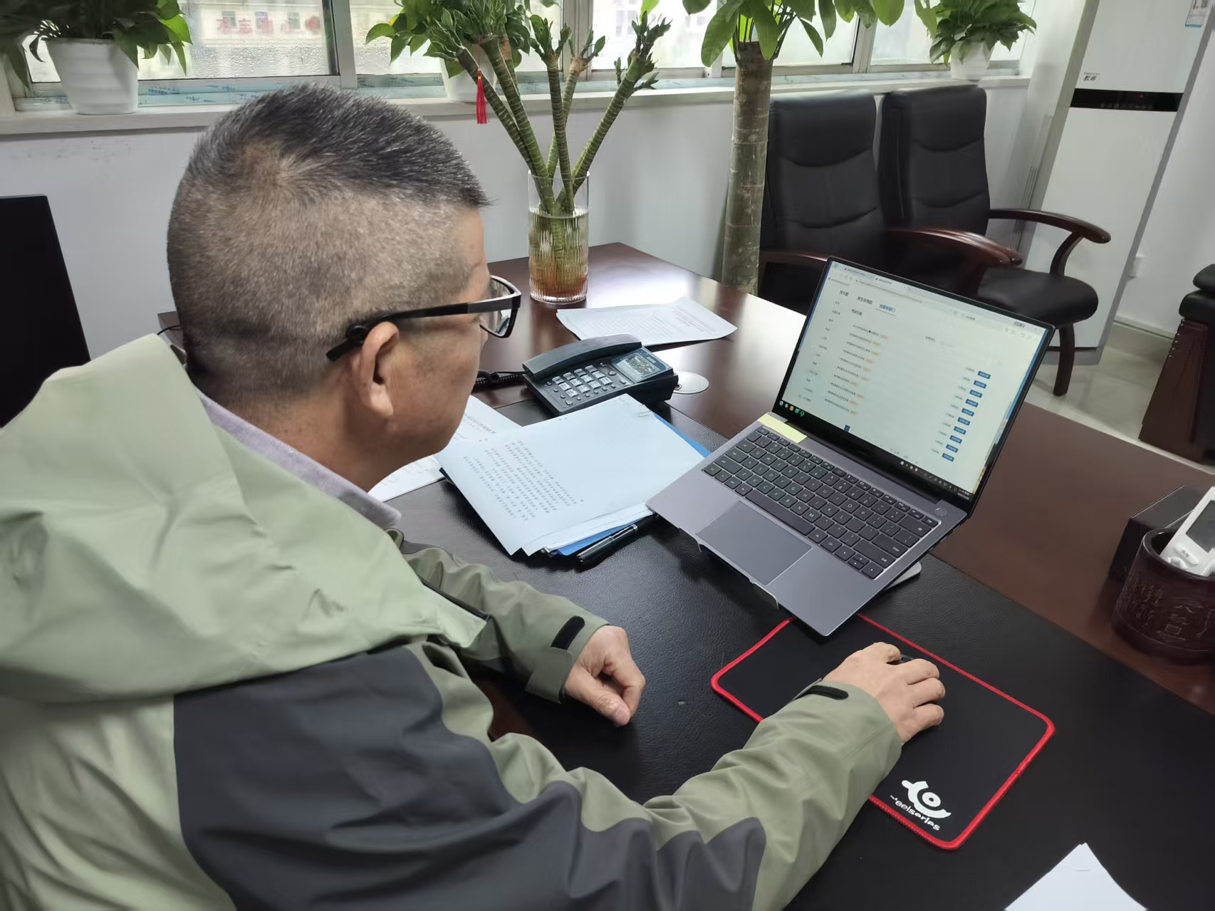 市司法局开展全程网办“走流程”活动